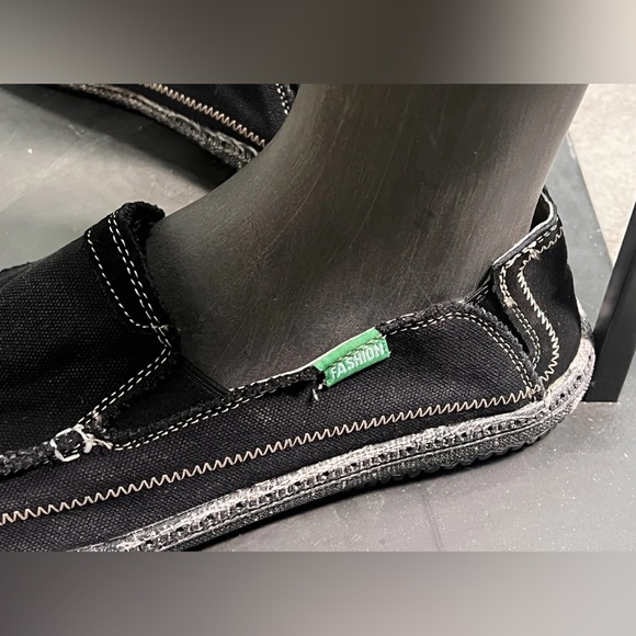 Slip-On Canvas Loafers Men Sz 11.5 Black NEW WITH TAGS - Picture 13 of 16